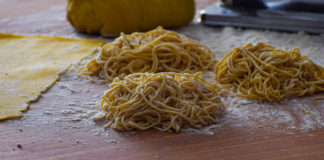 Καρμπονάρα-με-χειροποίητα-μακαρόνια-My-Sofras-συνταγές-απο-τη-Γεωργία-Θωμοπούλου