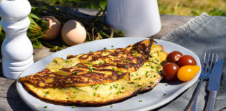 Ομελέτα-με-άγρια-σπαράγγια-και-αγκινάρες-My-Sofras-Συνταγές-απο-τη-Γεωργία-Θωμοπούλου.